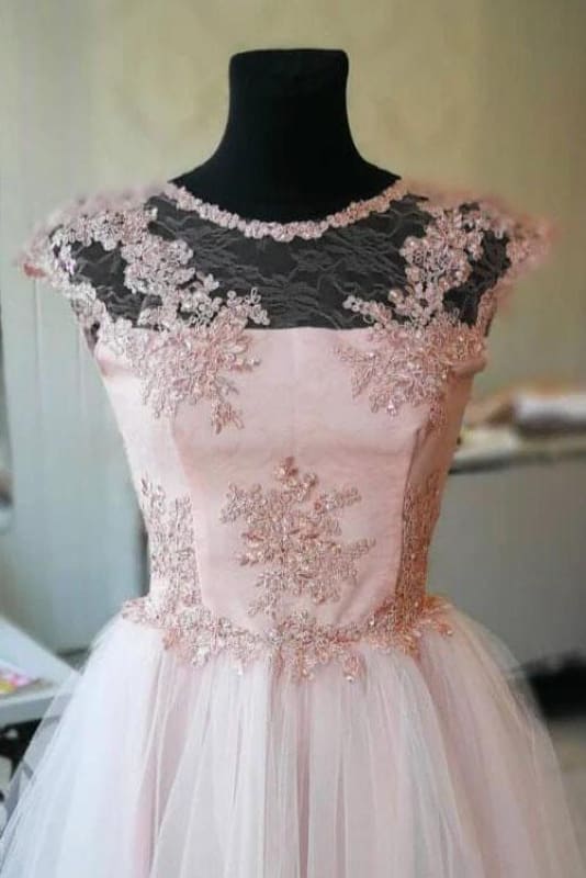 DingJiDress Short Prom Dress A Line Short Tulle Lace Appliuques Cute Graduation Dress Homecoming Dress