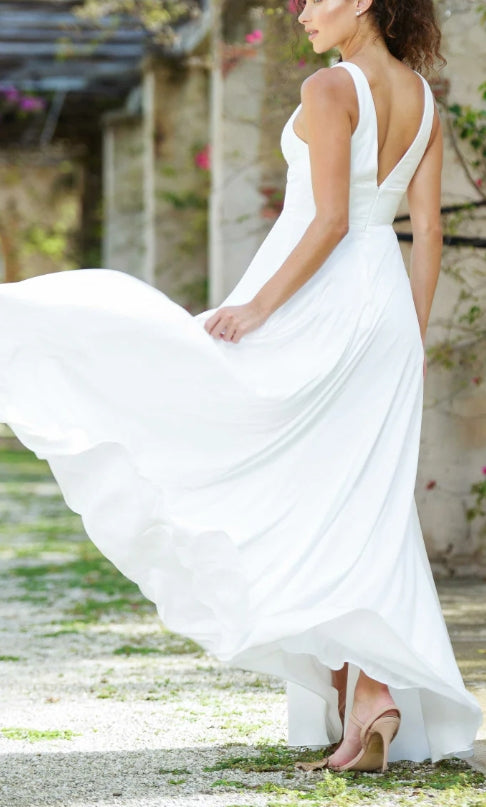 DingJiDress Wedding Dress December Wedding A-line skirt V-neckline Sleeveless Floor length Split Fork Simple Formal Dress