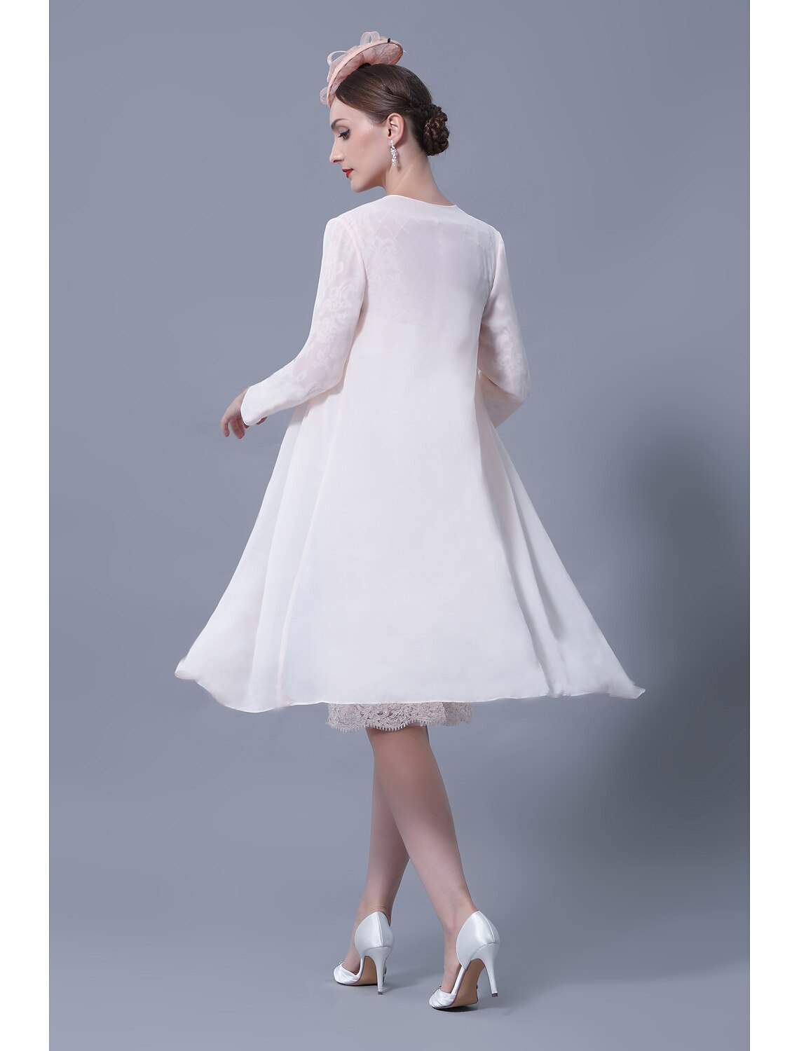 Two Piece Mother of the Bride Dress Church Elegant Jewel Neck Knee Length Lace Sleeve with Embroidery