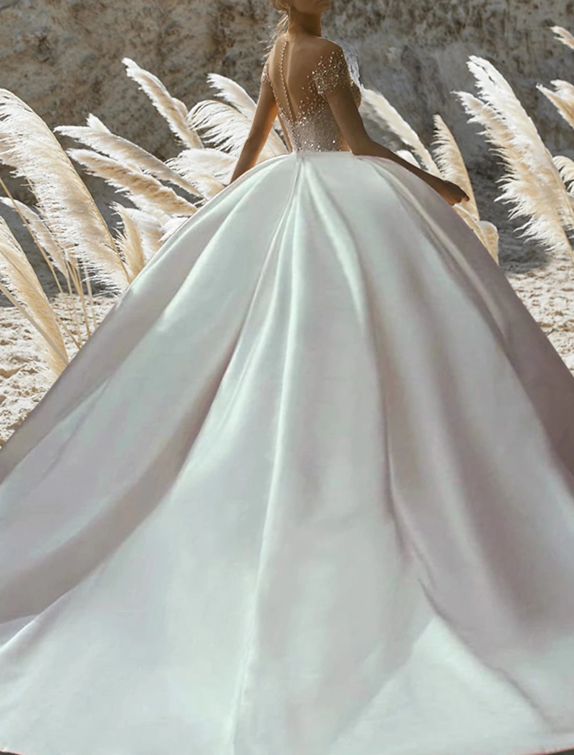 Engagement Formal Wedding Dresses Ball Gown Off Shoulder Short Sleeve Chapel Train Satin Bridal Gowns