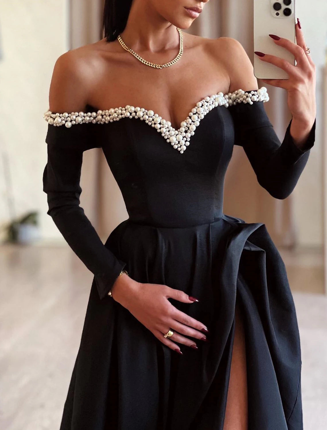 A-Line Evening Gown Black Dress Dress Formal Masquerade Sweep / Brush Train Long Sleeve Off Shoulder Satin with Pearls
