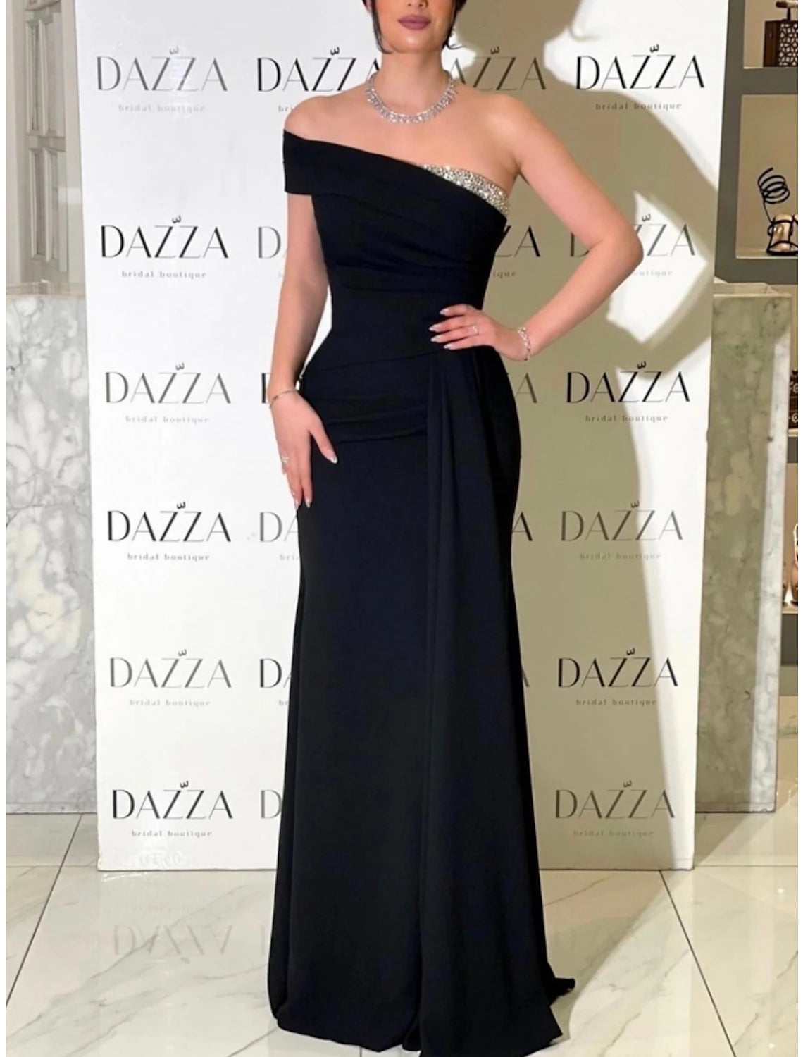 Sheath / Column Evening Gown Elegant Dress Formal Sweep / Brush Train Black Dress Sleeveless One Shoulder Satin with Pleats Sequin