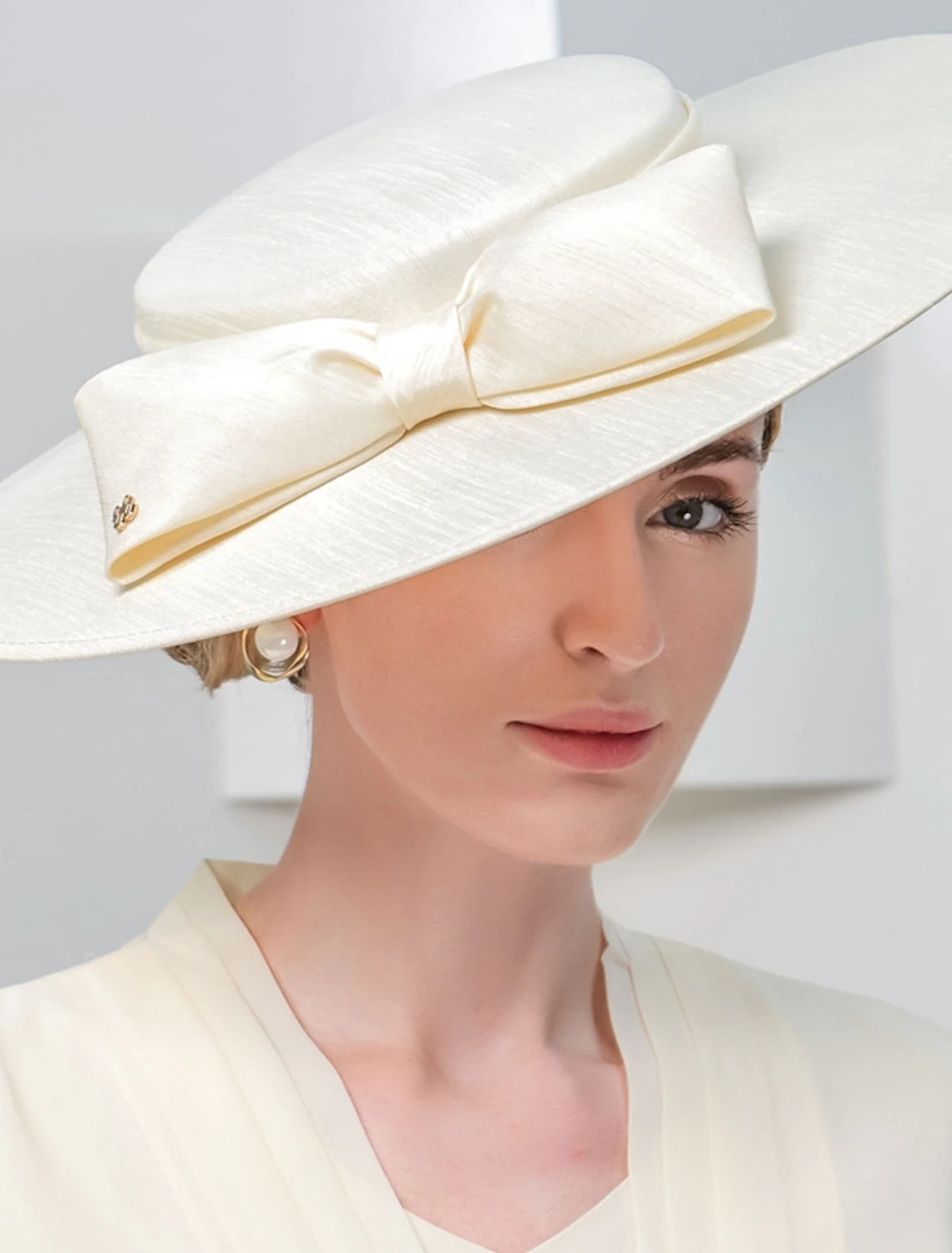 DingJiDress Elegant Sweet Flax Hats with Bowknot / Pure Color 1PC Special Occasion / Party / Evening Headpiece/ Office & Career / Graduation / Congratulations / Anniversary