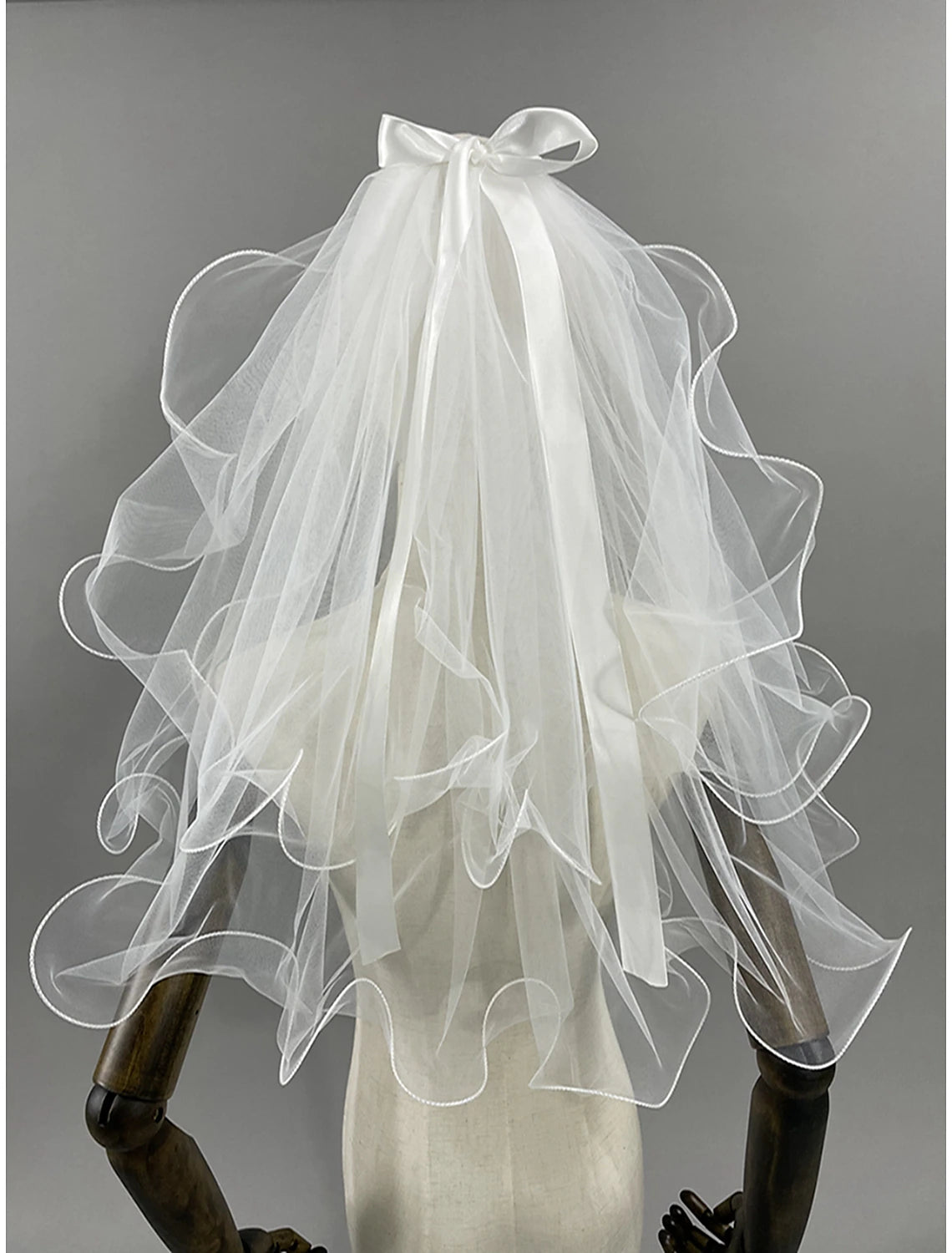 DingJiDress Two-tier Classic / Sweet Wedding Veil with Satin Bow 23.62 in (60cm) Lace