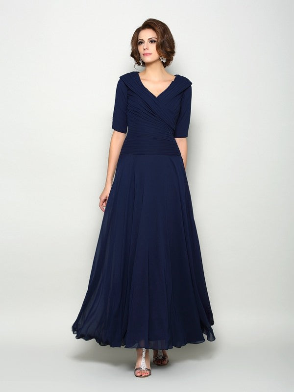 Sheath/Column V-neck 1/2 Sleeves Short Chiffon Mother of the Bride Dresses