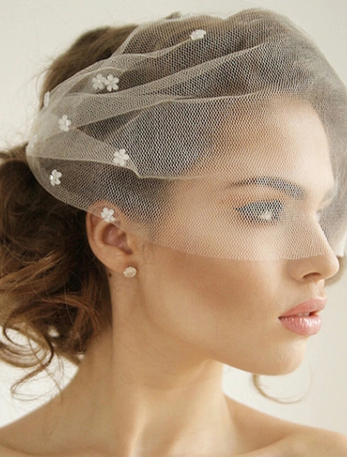 DingJiDress One-tier Vintage Style / Classic Style Wedding Veil Blusher Veils with Pure Color / Crystals / Rhinestones