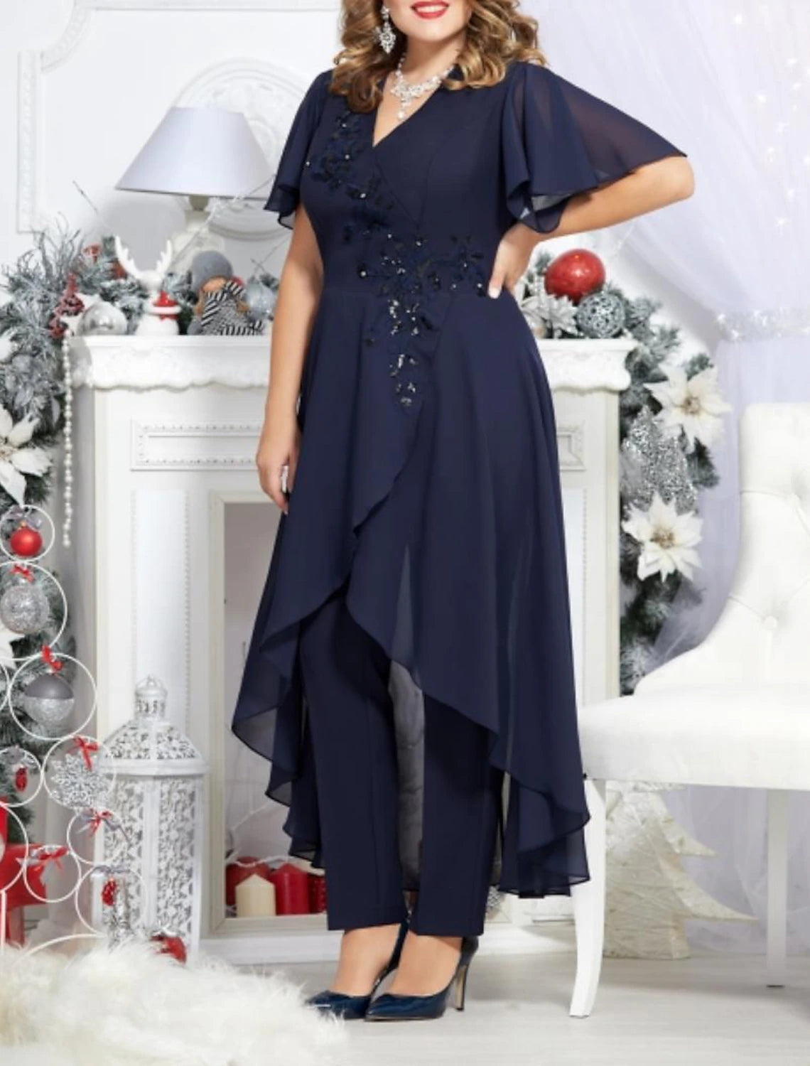 Jumpsuit / Pantsuit Mother of the Bride Dress Formal Wedding Guest Party Elegant V Neck Ankle Length Chiffon Short Sleeve with Sequin Appliques