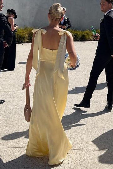Fashion Yellow Satin Sheath Square Neck Bows Straps Sleeveless with Slit Low Cost Floor Length Bridesmaid Dresses