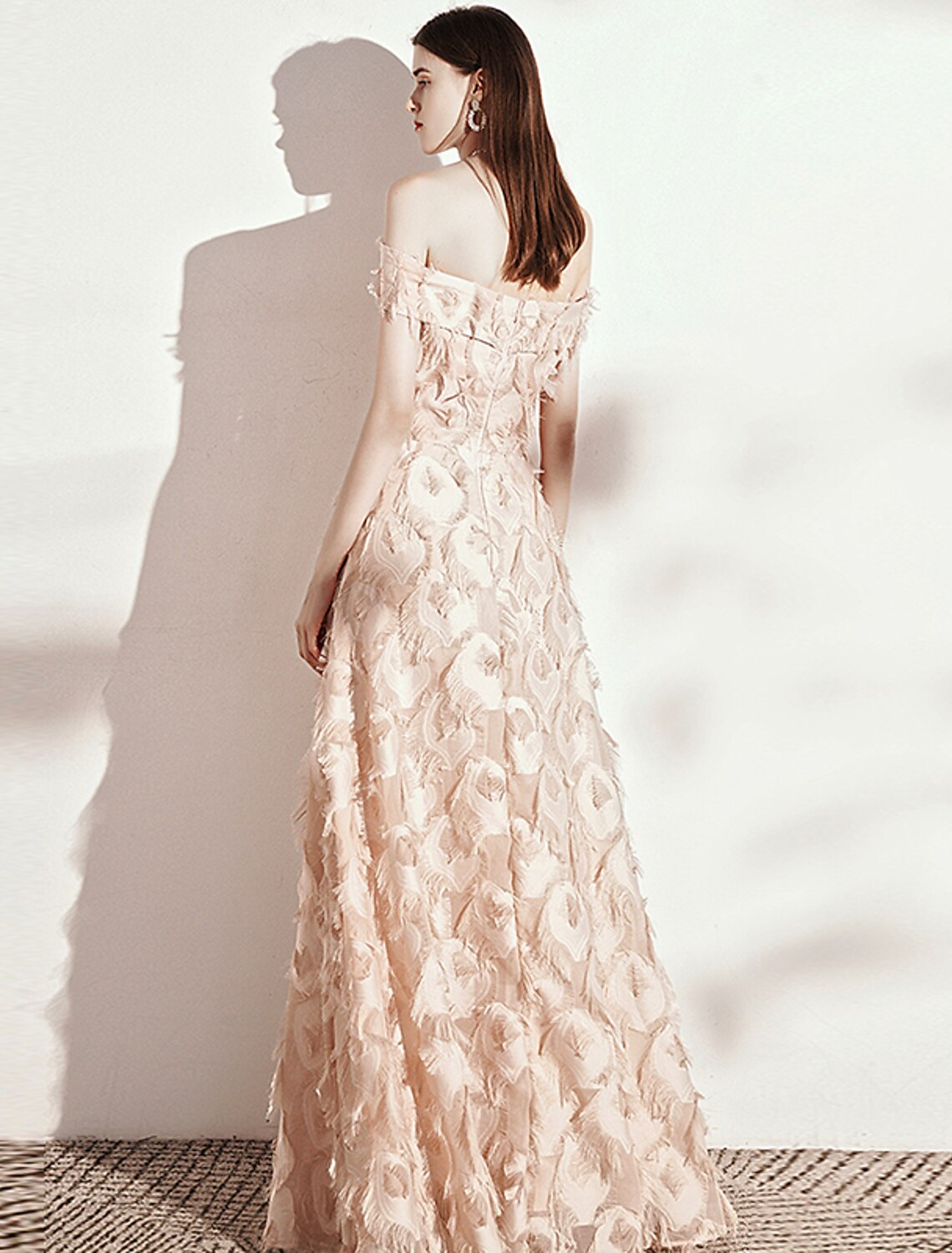 A-Line Evening Gown Minimalist Dress Formal Evening Floor Length Short Sleeve Off Shoulder Nylon with Feather