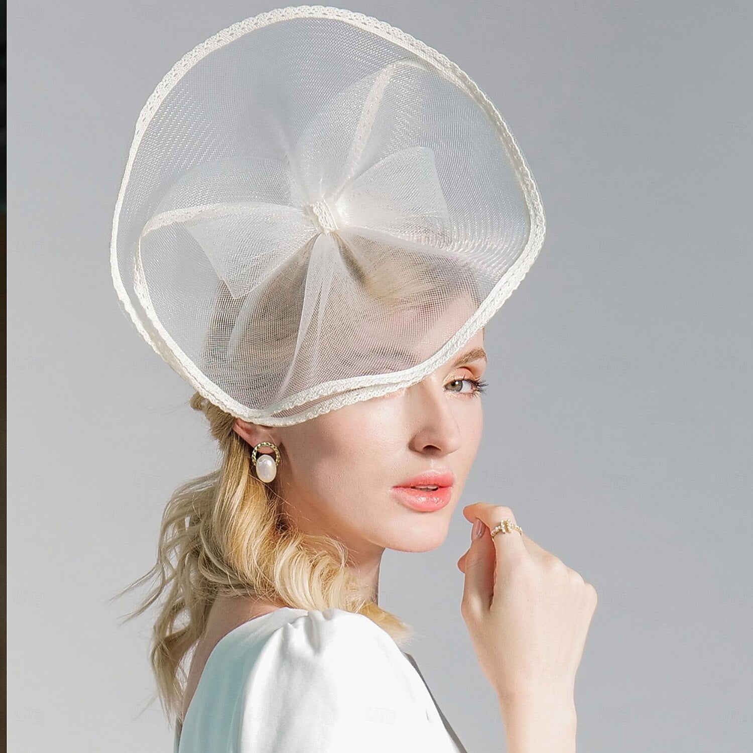 DingJiDress Headbands Hats Headwear Tulle Saucer Hat Top Hat Veil Hat Wedding Tea Party Elegant Wedding With Bowknot
