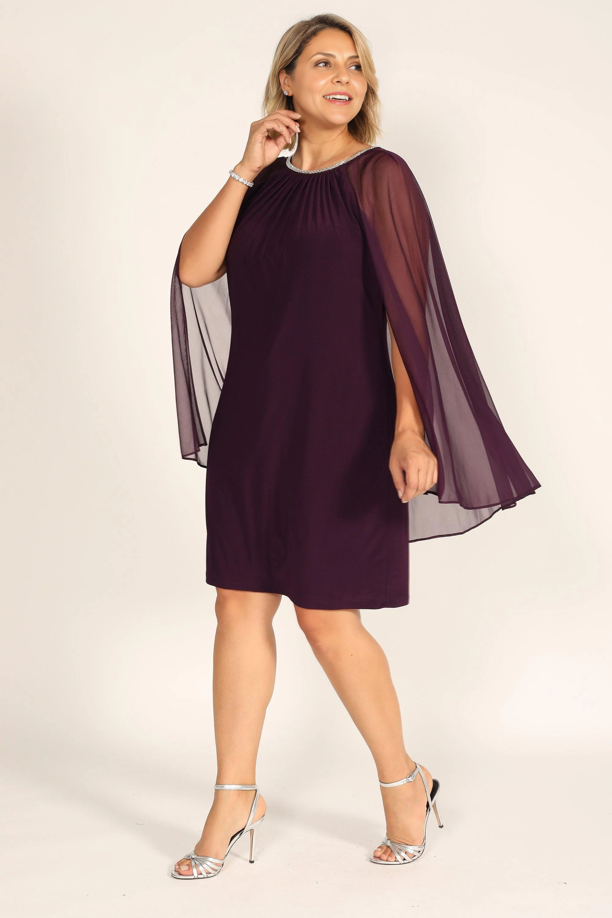 DingJiDress Evening Dress Exquisite Round Neck Short Plus Size Cape Dress Simple Mother Of The Bride Dress