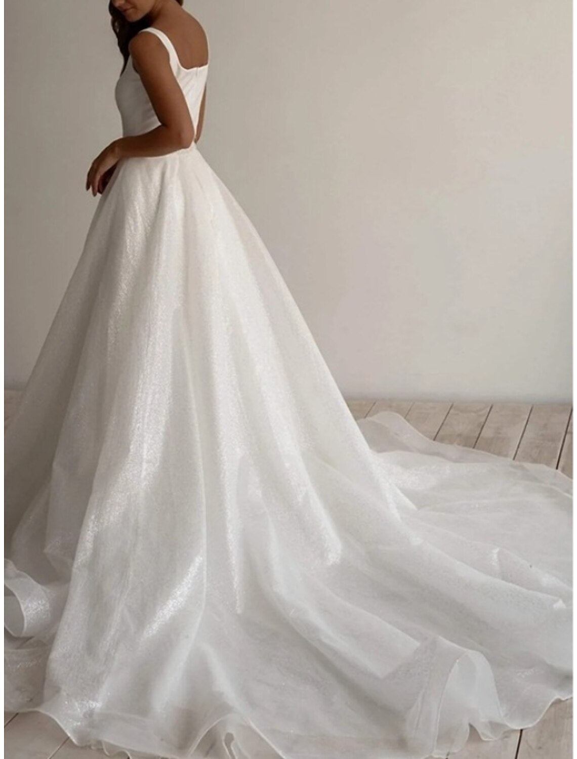 Reception Glitter & Sparkle Wedding Dresses Ball Gown Square Neck Sleeveless Court Train Tulle Bridal Gowns With Pleats Beading