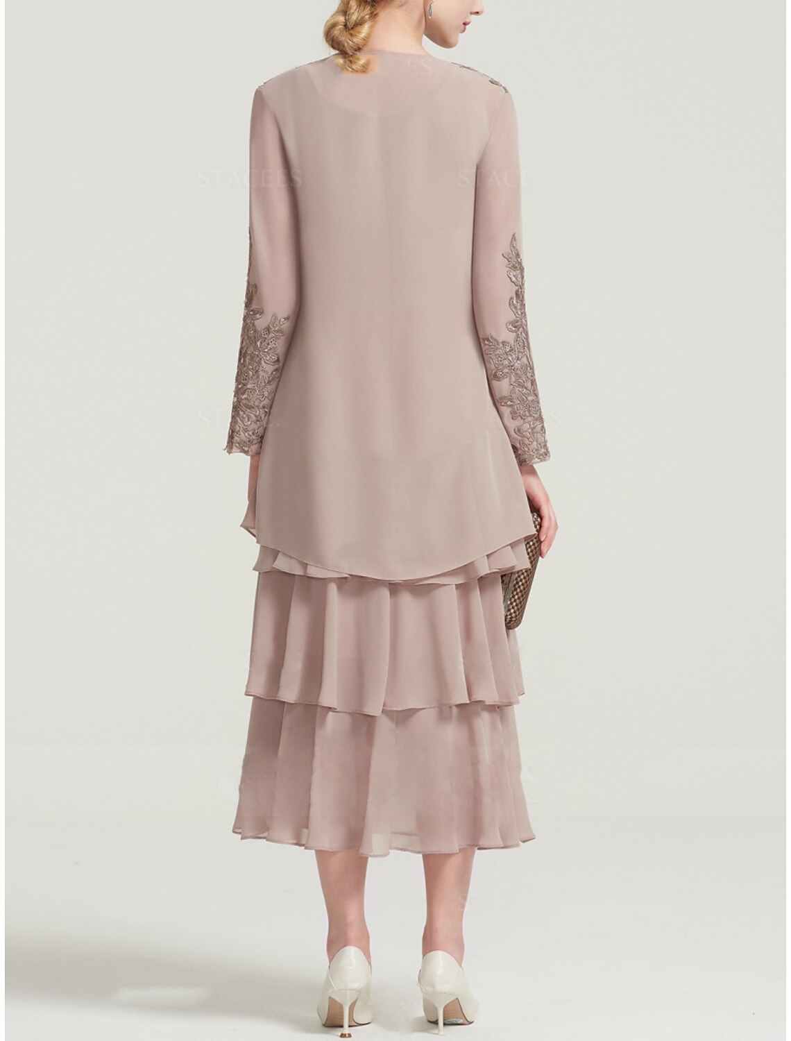 Sheath / Column Mother of the Bride Dress Wedding Guest Elegant Scoop Neck Tea Length Chiffon Long Sleeve with Tier Appliques Ruching