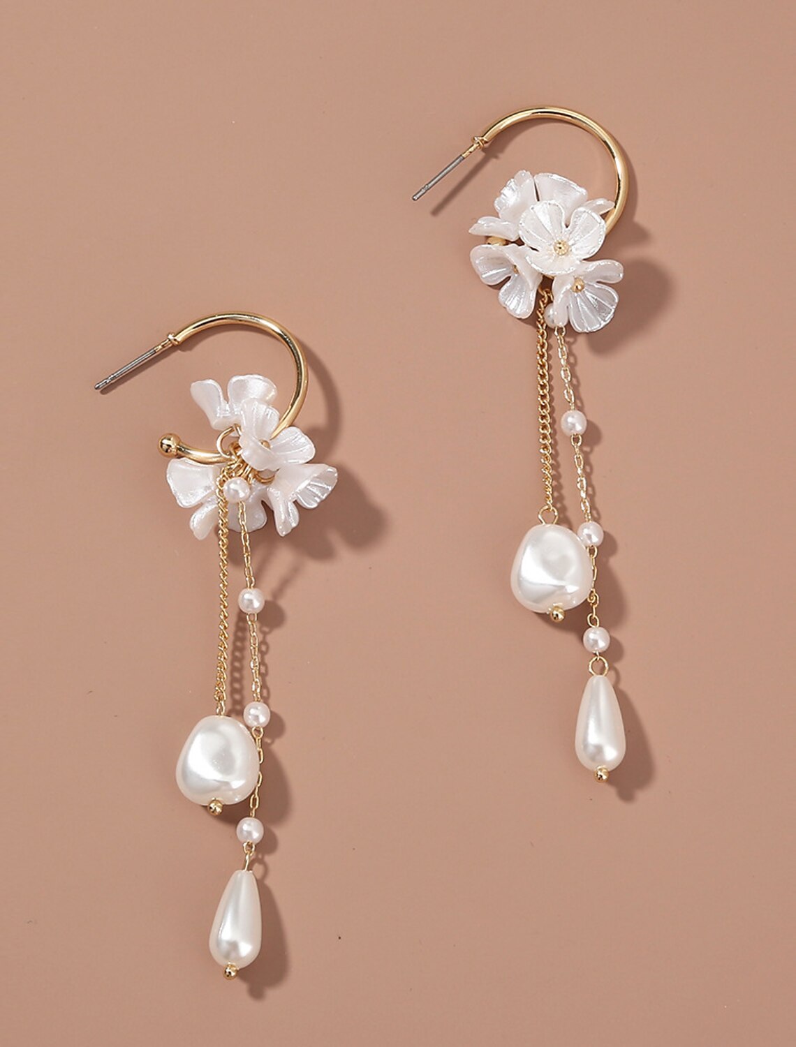 DingJiDress Women's White Fine Jewelry Shape Cute Stylish Earrings Jewelry White For Wedding Party 1 Pair