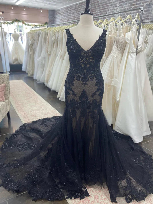 DingJiDress Black Straps V-neck Mermaid Wedding Dress With Beads Lace