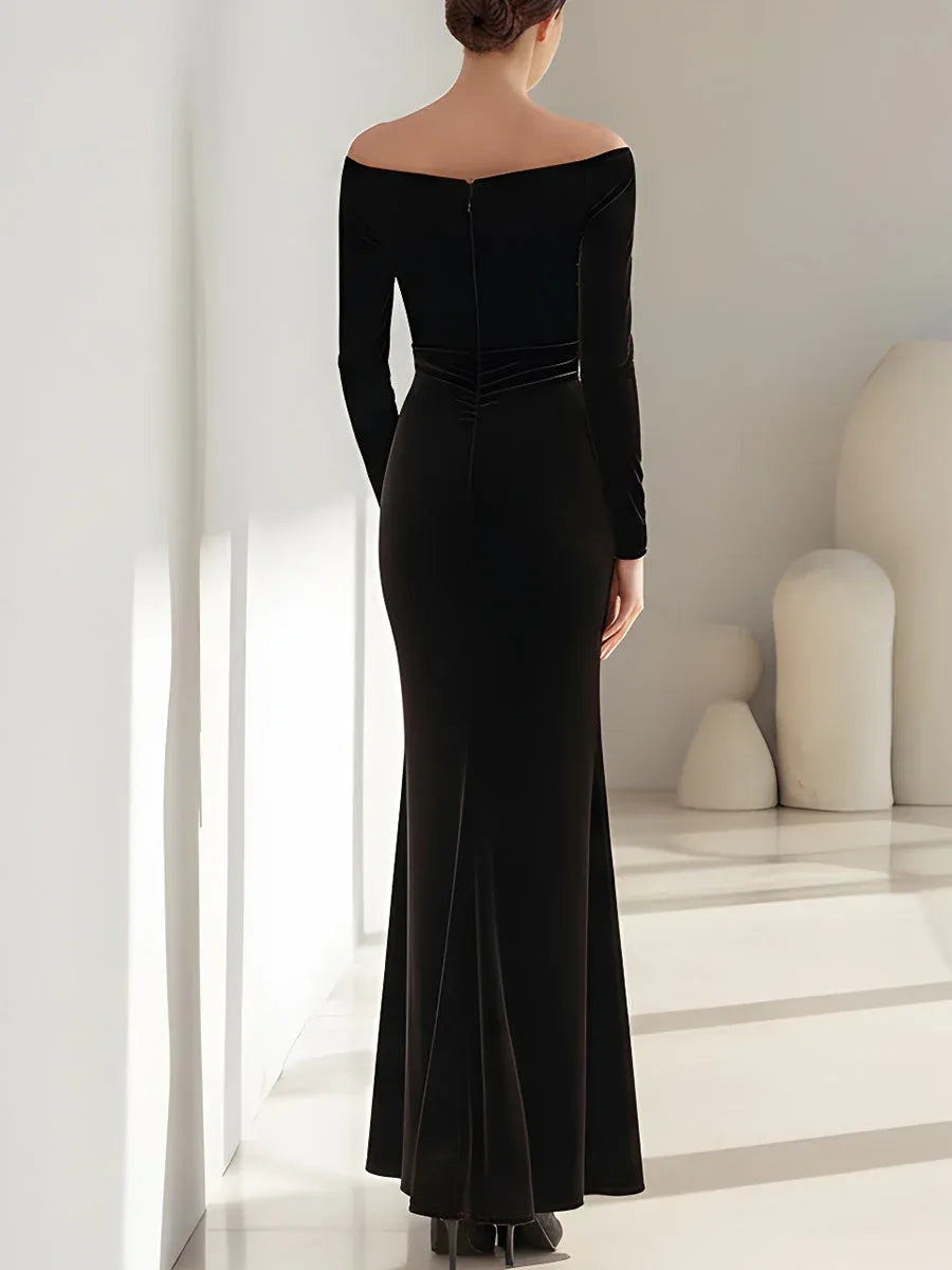Elegant Mermaid Off Shoulder Ruched Velvet Black Long Evening Dresses