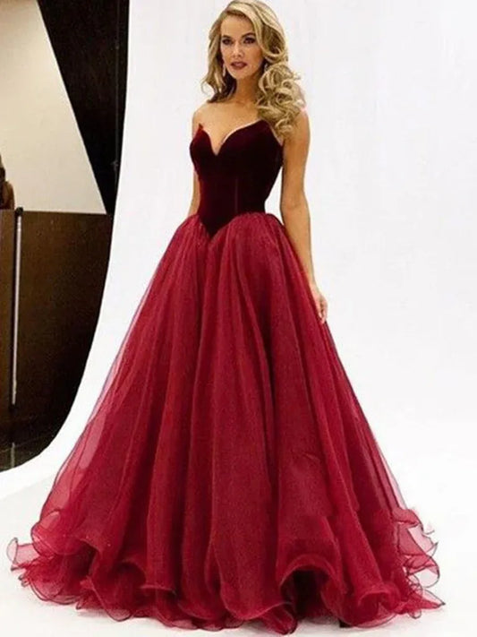 Glamorous Ball Gown Sweetheart Velvet Tulle Burgundy Floor Length Prom Dress
