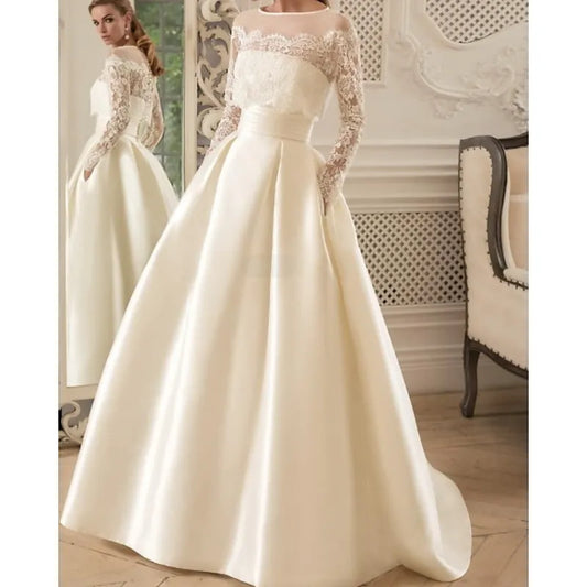 Vintage Ball-Gown Illusion Neck Long Sleeve Lace Appliqué Ivory Floor-Length Prom Dress With Pocket
