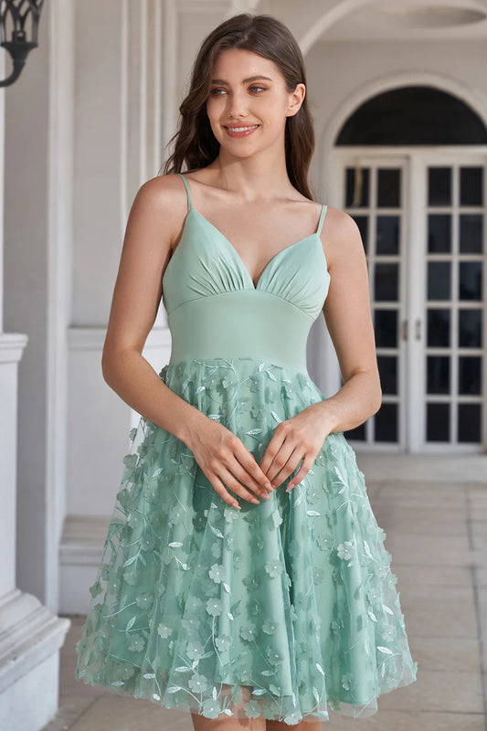 DingJiDress Green A Line Evening Dress Spaghetti Straps Short Homecoming Dress With Appliques