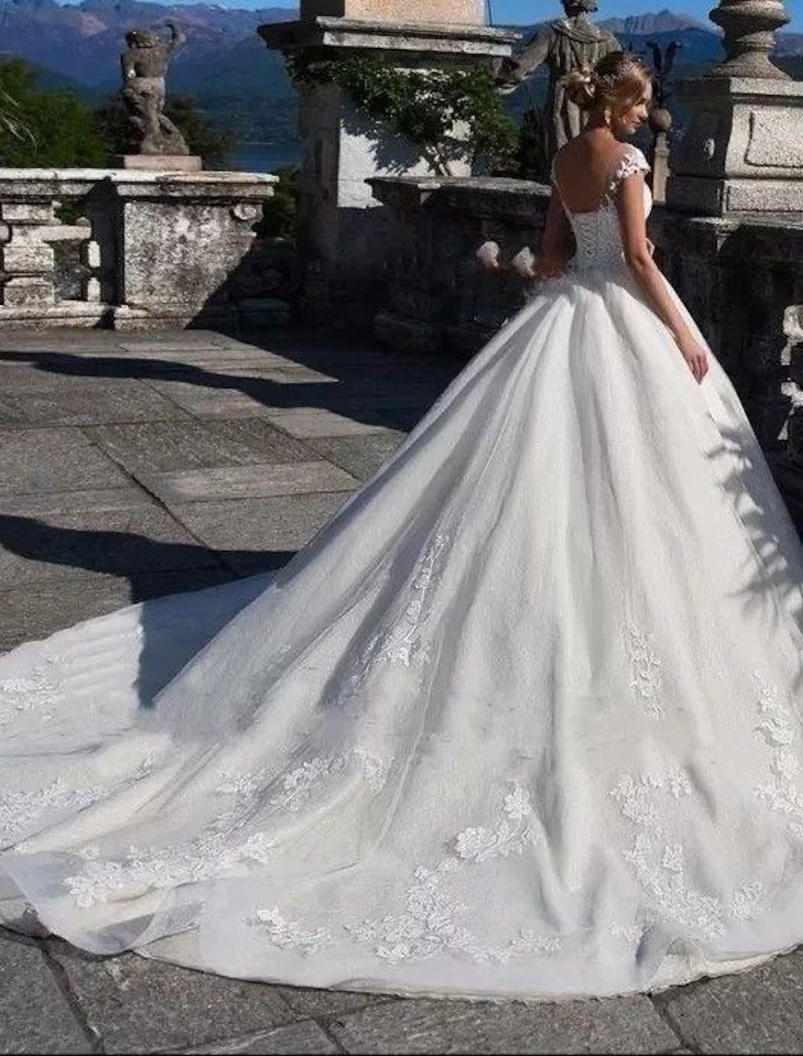 Engagement Open Back Sexy Formal Wedding Dresses Chapel Train Cap Sleeve Lace With Appliques