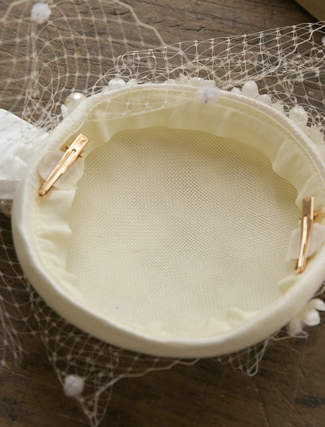 DingJiDress Fascinators Kentucky Derby Hat Fabric Bucket Hat Horse Race Ladies Day Melbourne Cup Flower Elegant With Imitation Pearl Floral Headpiece Headwear