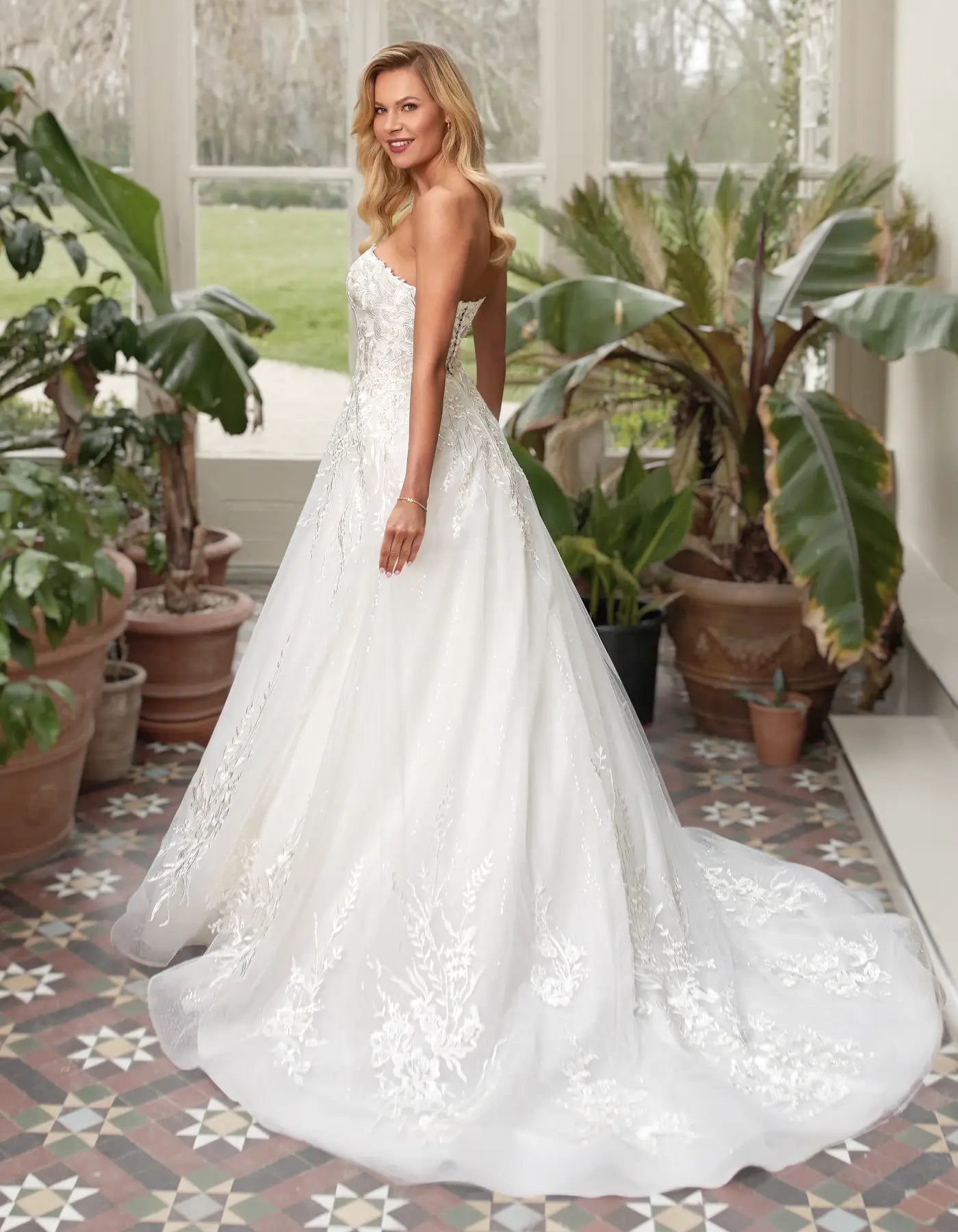 DingJiDress classic strapless lace a-line with sequin tulle