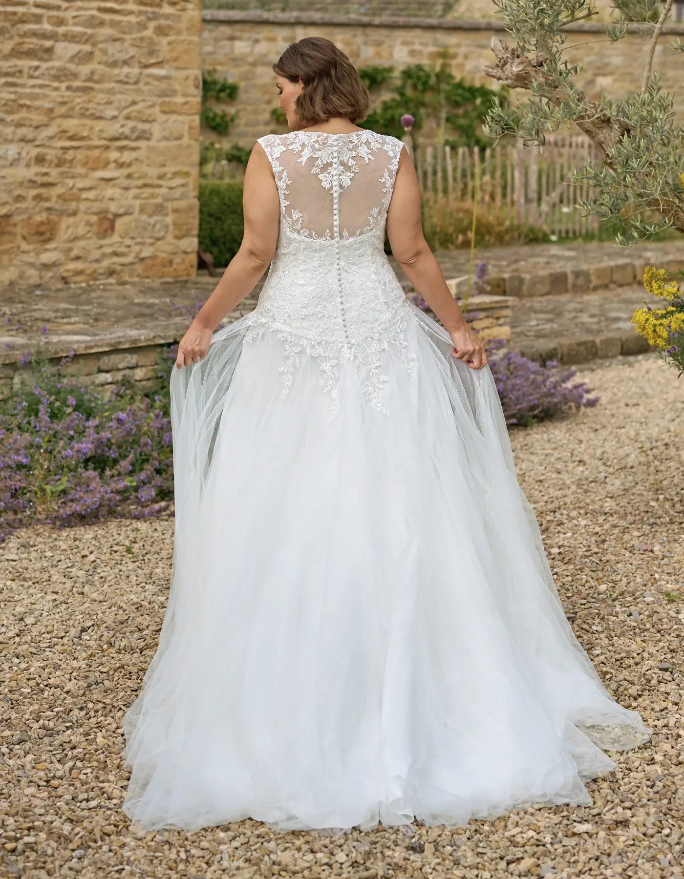 a flattering fit & flare with floral lace