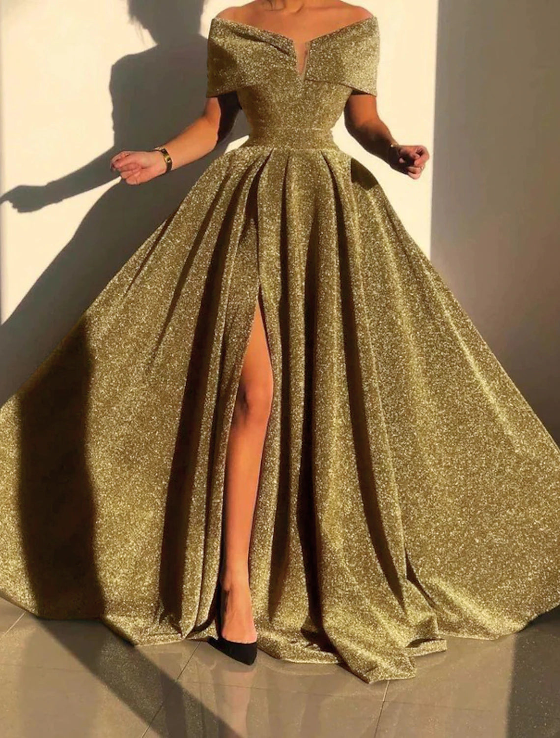 A-Line Sequin Evening Gown Prom Silver Green Sparkle & Shine Black Party Formal Dress Formal Fall Court Train Sleeveless Off Shoulder Slit