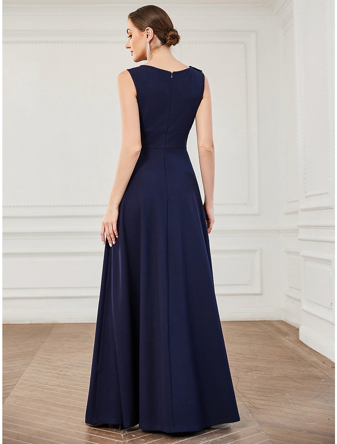 A-Line Evening Gown Plus Size Dress Formal Floor Length Sleeveless Jewel Neck Polyester with Draping Appliques