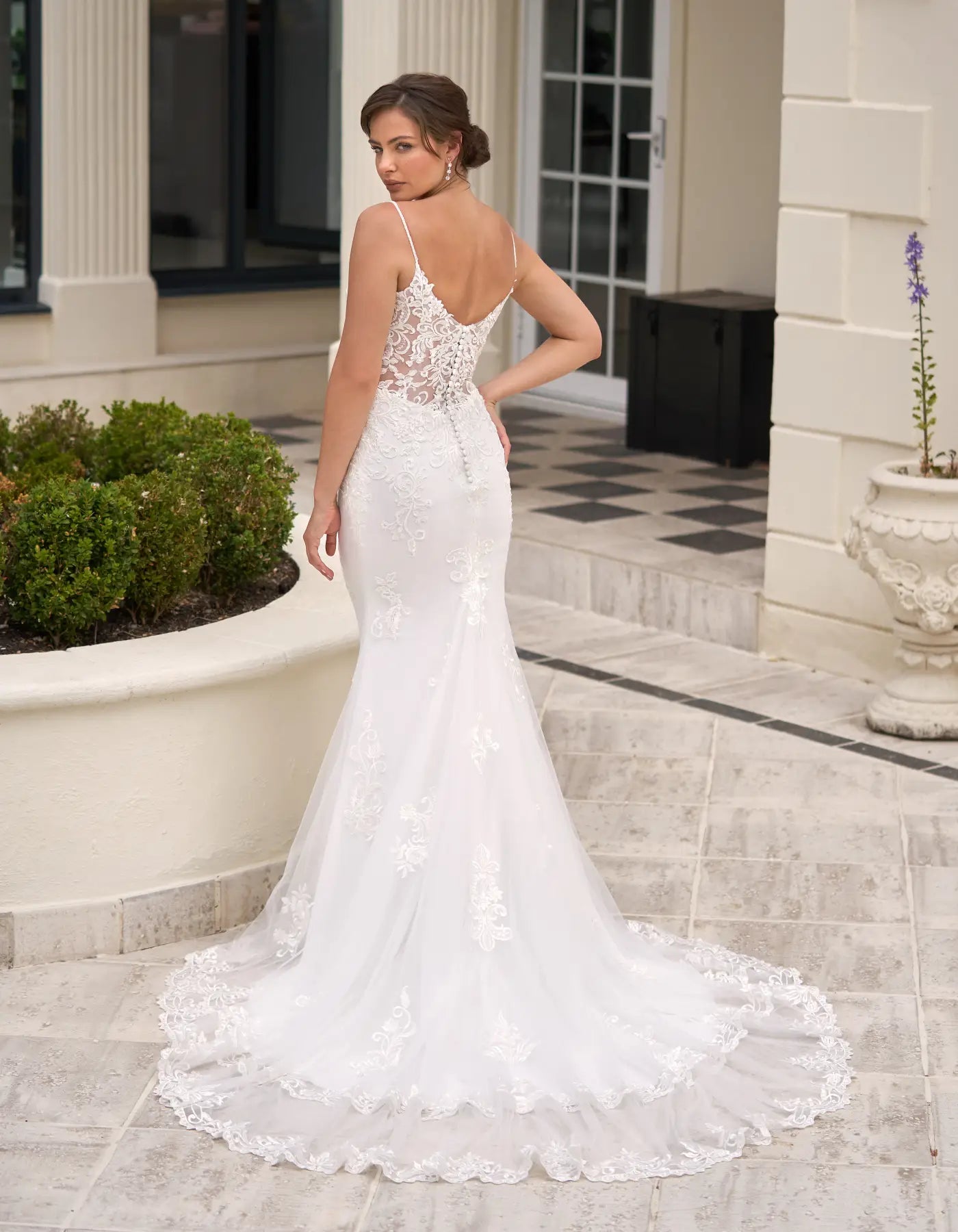 DingJiDress a statement sheath with double train