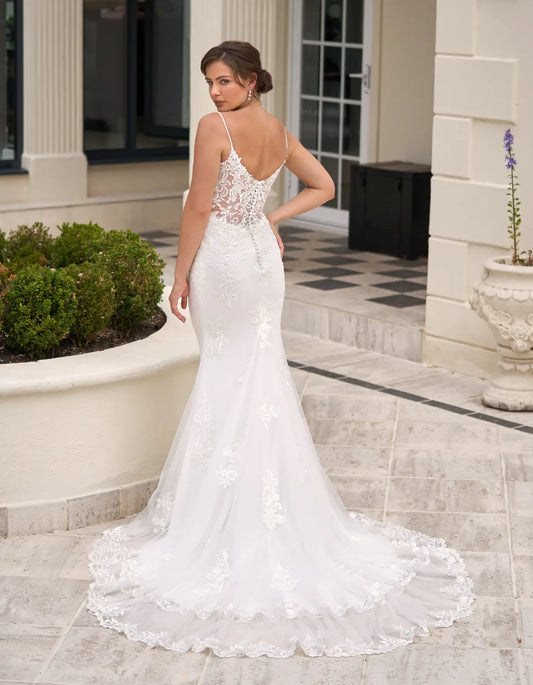 DingJiDress a statement sheath with double train
