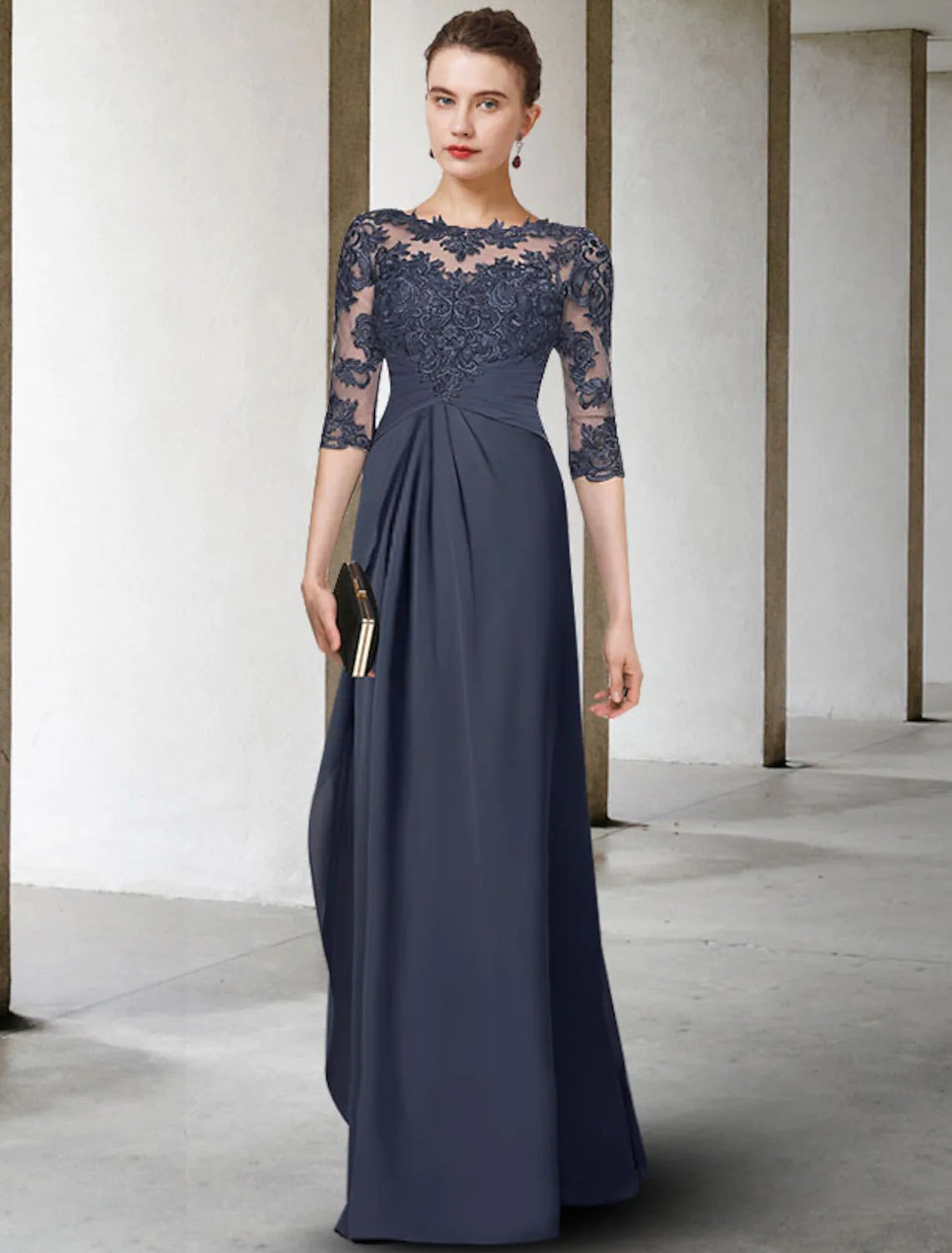 Plus Size Mother of the Bride Dress Elegant Floor Length Chiffon Lace Half Sleeve with Pleats