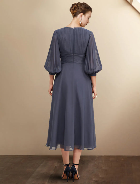 A-Line Mother of the Bride Dress Plus Size Elegant V Neck Chiffon Length Sleeve with Pleats