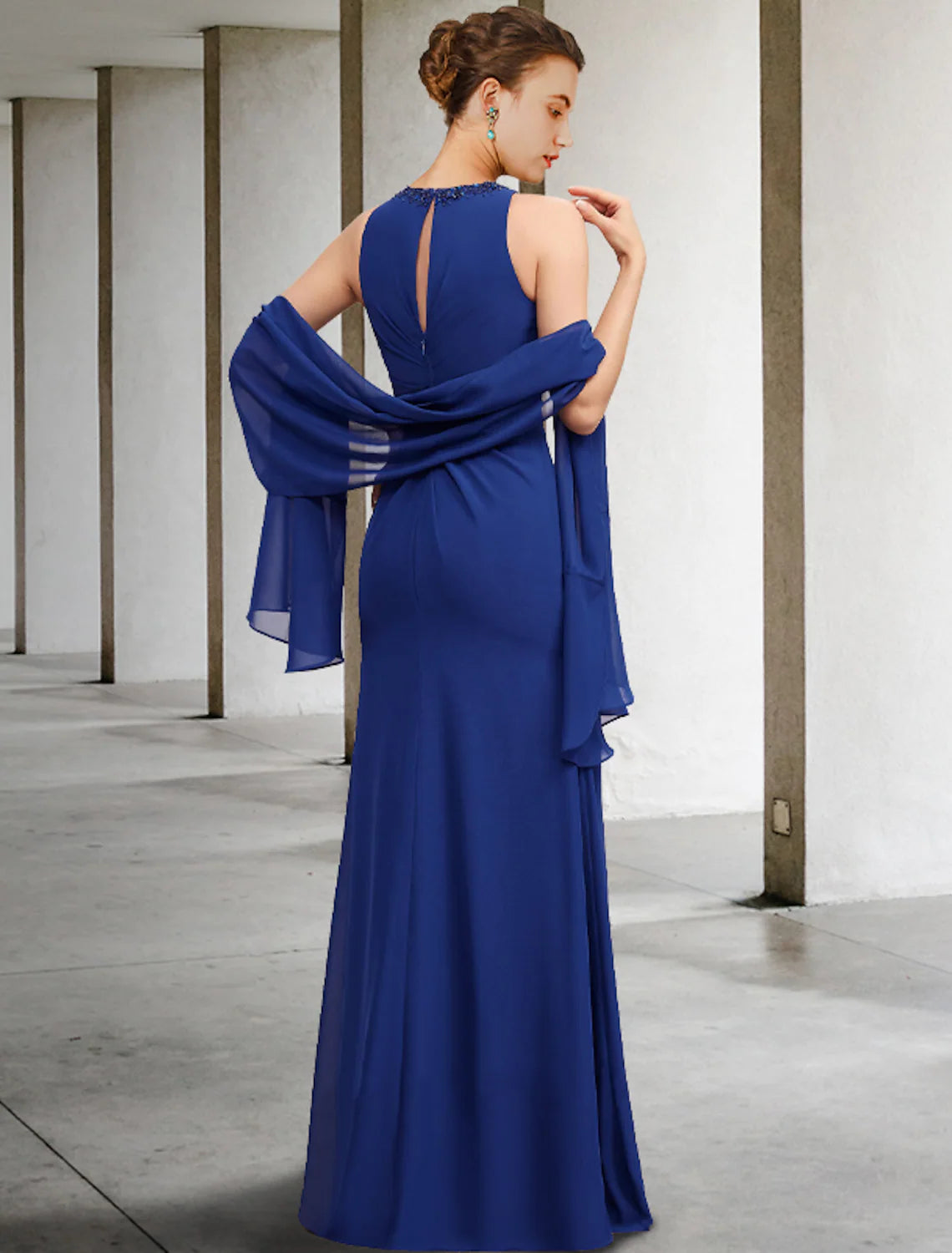 Two Piece A-Line Mother of the Bride Dress Plus Size Elegant Floor Length Chiffon Sleeveless Shawls Pleats Beading