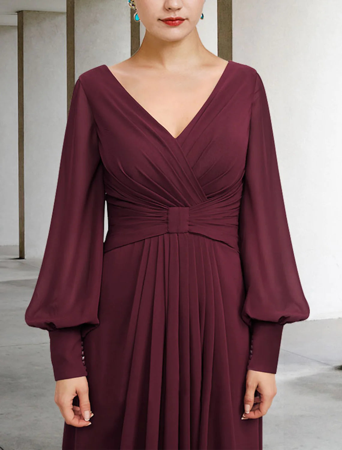 A-Line Mother of the Bride Dress Plus Size Elegant V Neck Asymmetrical Floor Length Chiffon Long Sleeve with Pleats Ruched