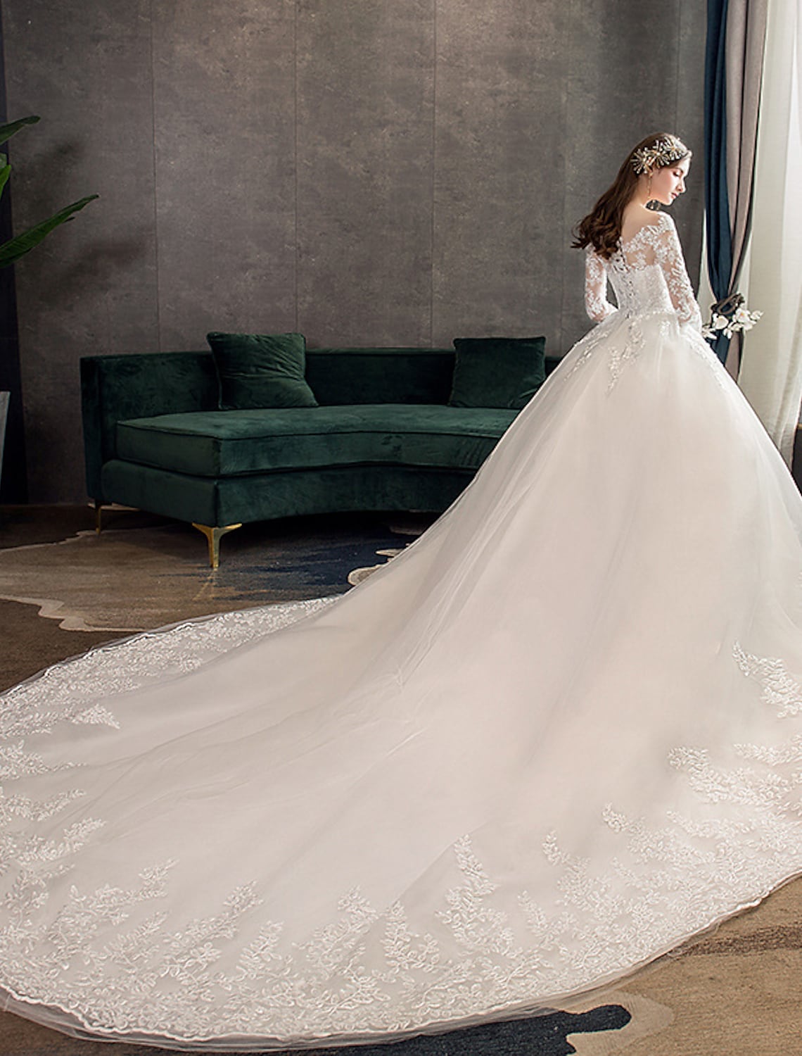 Engagement Open Back Formal Wedding Dresses Chapel Train Long Sleeve Lace With Pleats Appliques