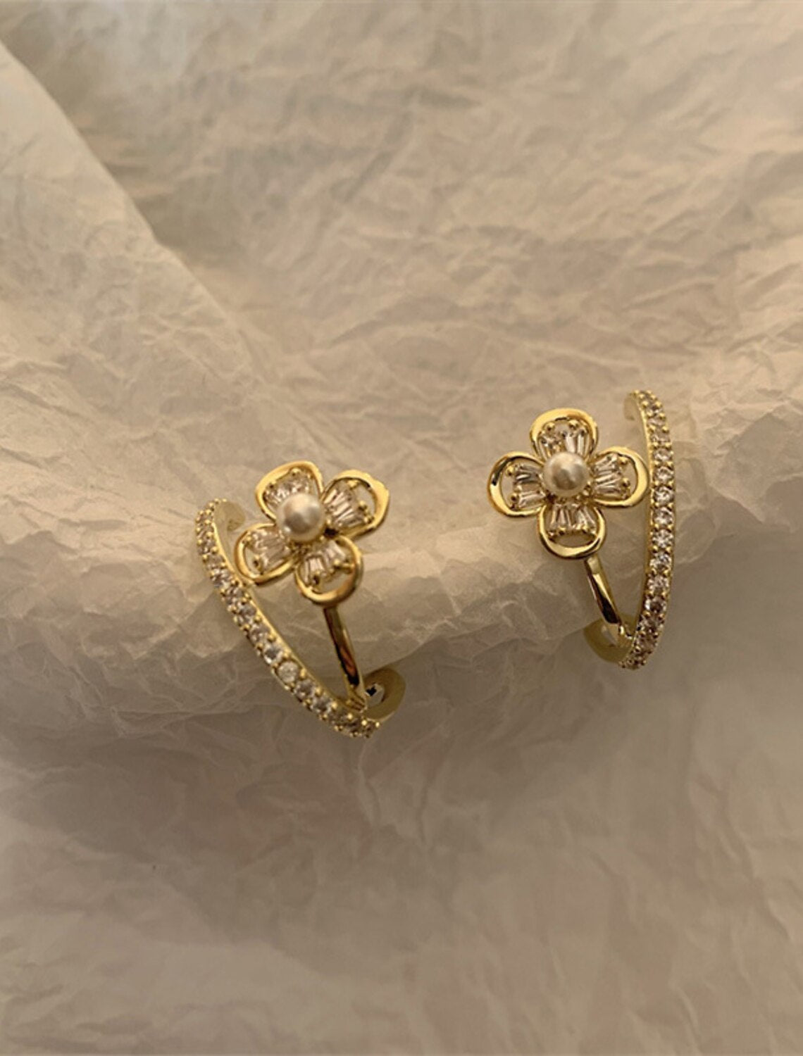 DingJiDress Women's Zircon Earrings Jewelry Classic Flower Shape Stylish Earrings Jewelry Gold For Gift Festival 1 Pair