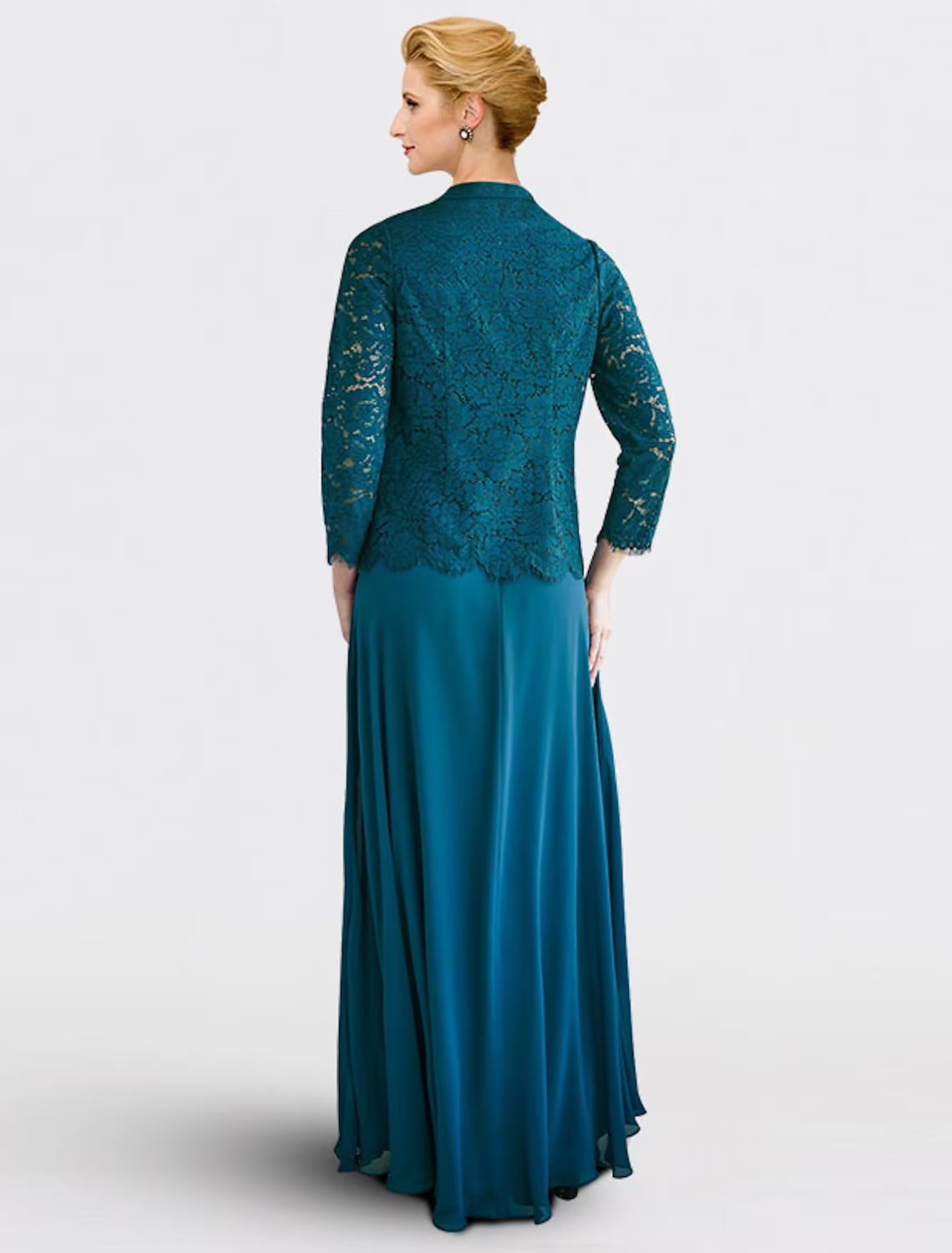 A-Line Mother of the Bride Dress Plus Size Elegant Jewel Neck Floor Length Chiffon Lace Sleeveless