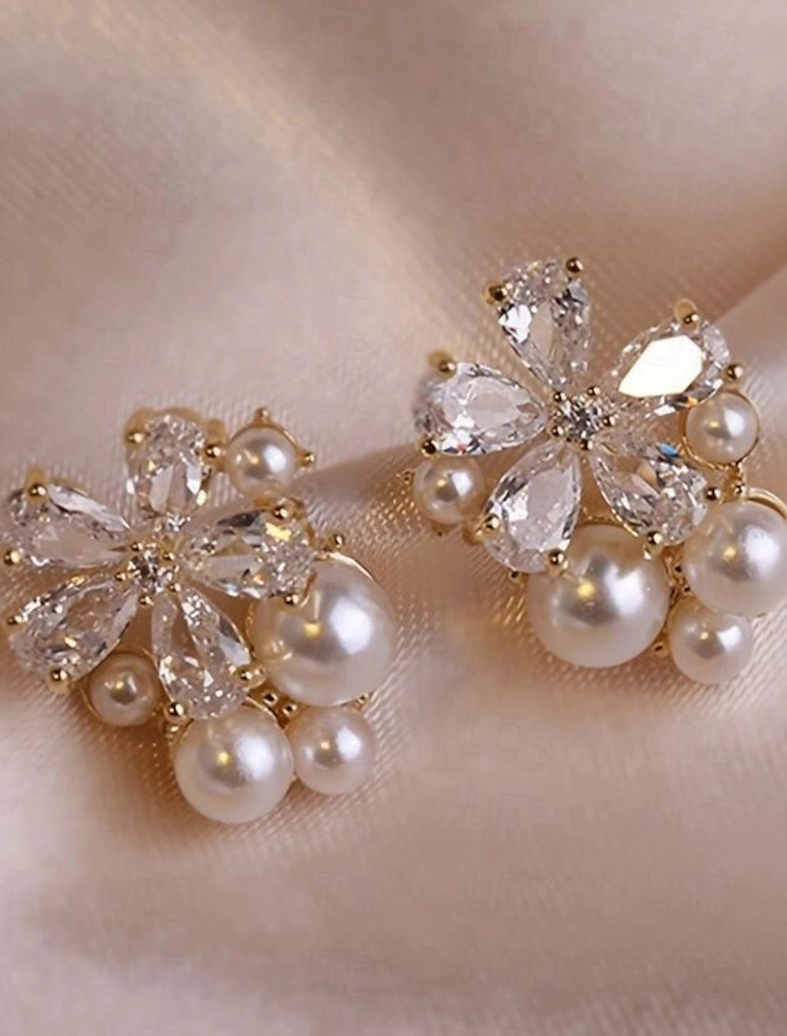 DingJiDress Clear White Fine Jewelry Classic Flower Stylish Earrings Jewelry Gold For Wedding Party 1 Pair
