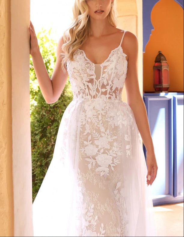 DingJiDress Wedding Dress December Wedding Sleeveless See Through Sweet Heart Bodice Spaghetti Straps Lace Applique Glitter Tulle Dress