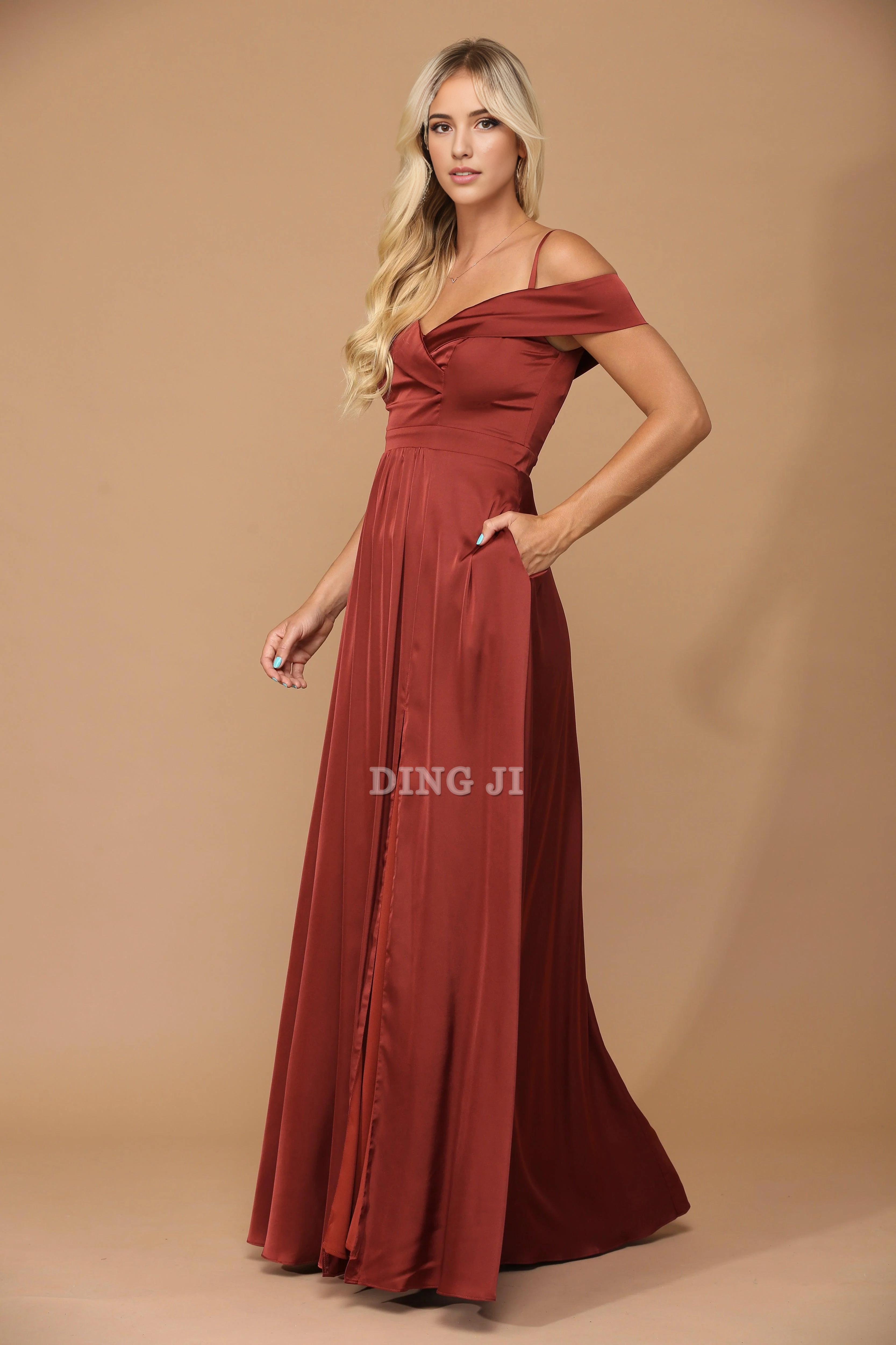 DingJiDress Bridesmaid Dresses Satin Spaghetti Strap Off Shoulder Sweetheart Neckline High Slit Exquisite Dress Wedding Guests Dresses