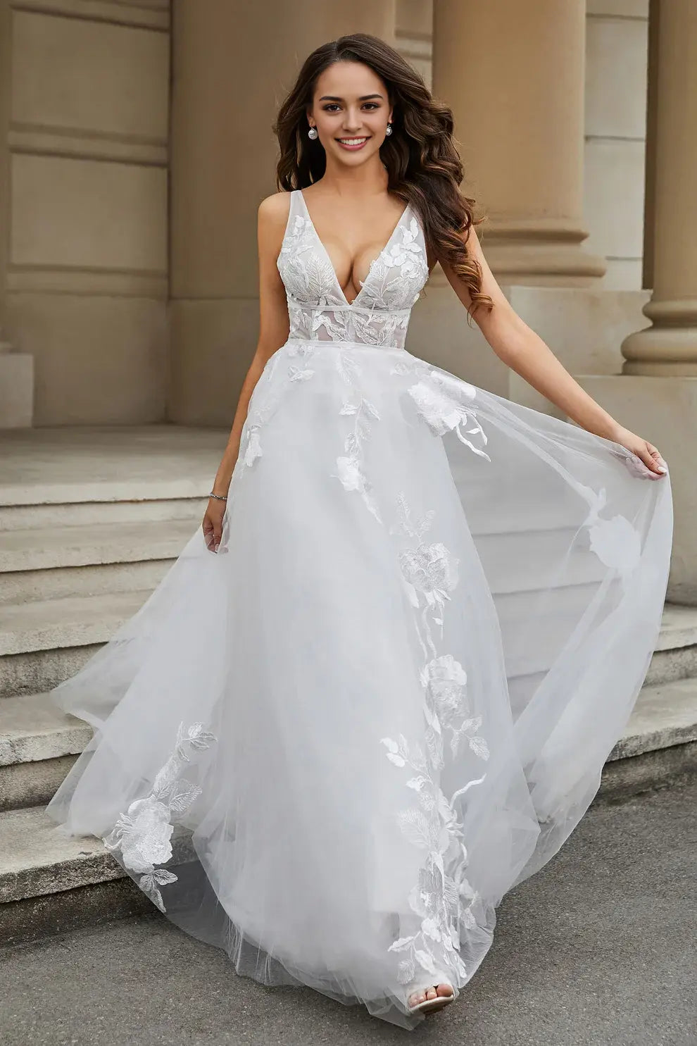 Elegant Tulle A Line Plunging V-neck Lace Applique Sleeveless Backless Affordable Hot Sale Wedding Dress