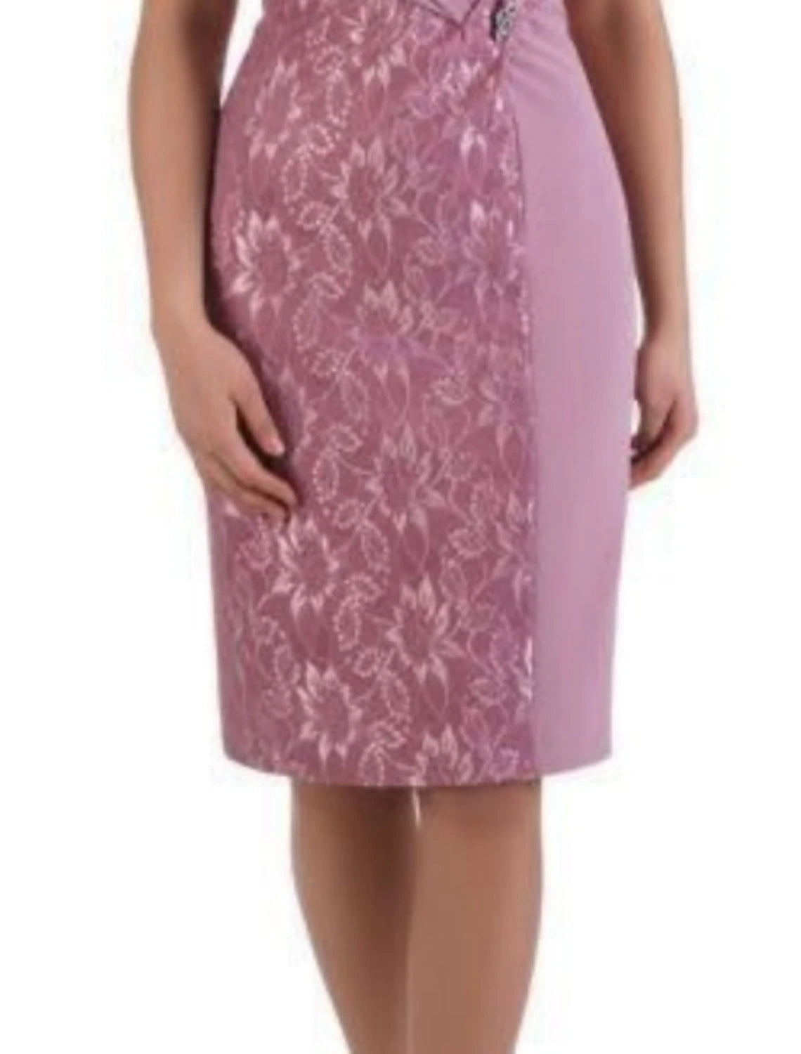 Sheath / Column Mother of the Bride Dress Wedding Guest Party Elegant Scoop Neck Knee Length Chiffon Lace Short Sleeve with Crystal Brooch