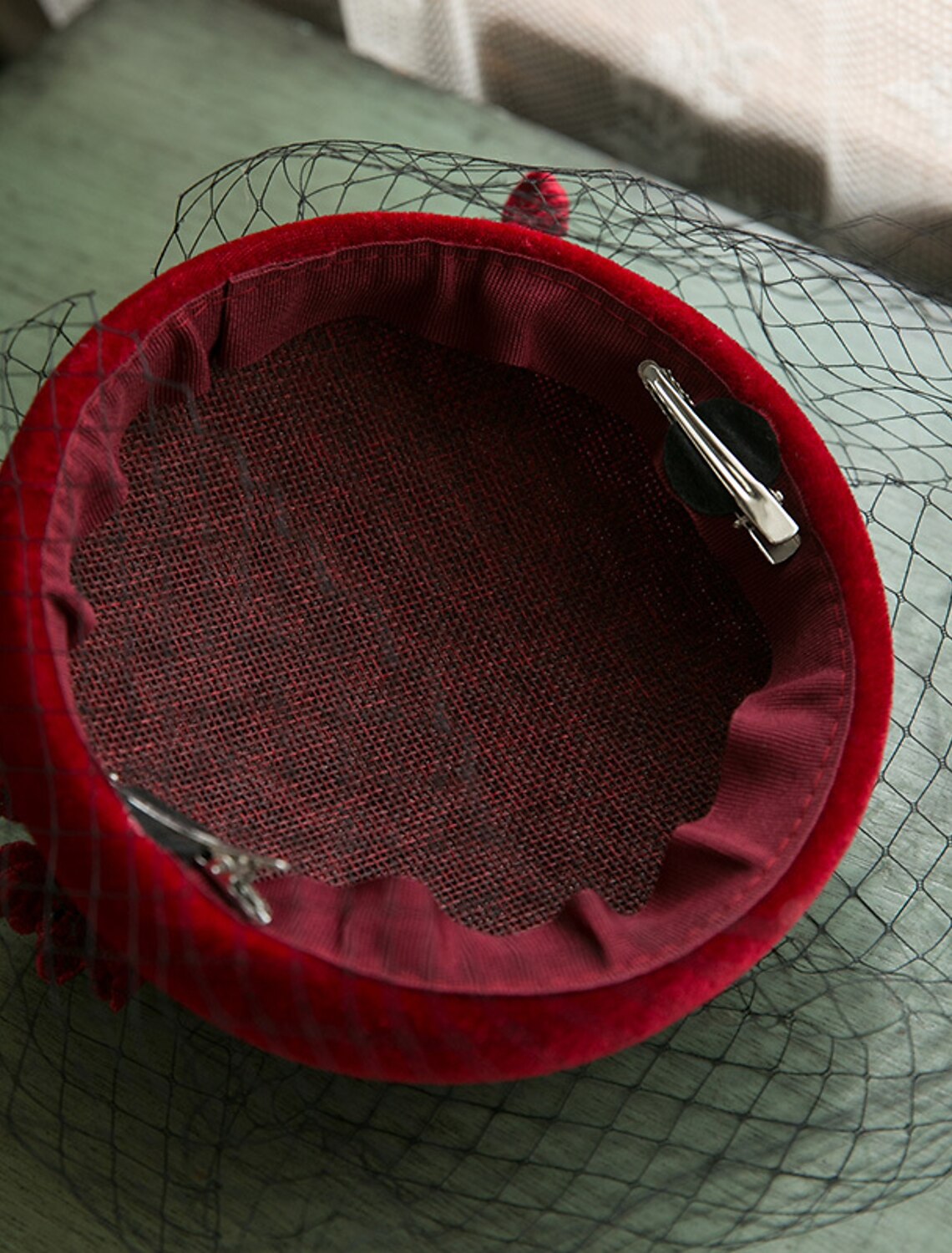 DingJiDress Fascinators Kentucky Derby Hat Velour Bucket Fall Wedding Hat Pillbox Hat Horse Race Ladies Day Melbourne Cup Cocktail Royal Astcot Flower Elegant With Floral Tulle Headpiece Headwear