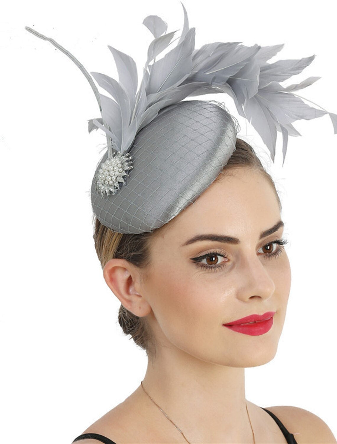 DingJiDress Fascinators Sinamay Wedding Tea Party Kentucky Derby Horse Race Ladies Day Fashion Vintage Wedding With Feather Pearl Headpiece Headwear