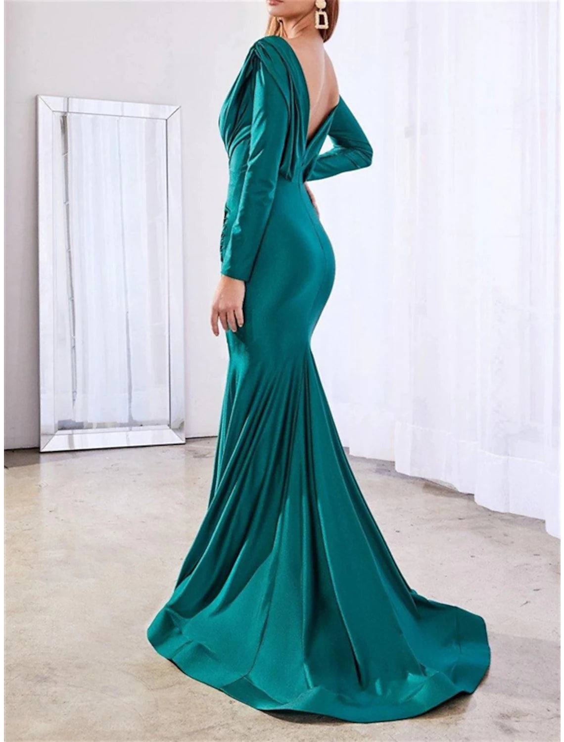 Mermaid / Trumpet Bridesmaid Dress V Neck Long Sleeve Elegant Court Train Chiffon with Ruching