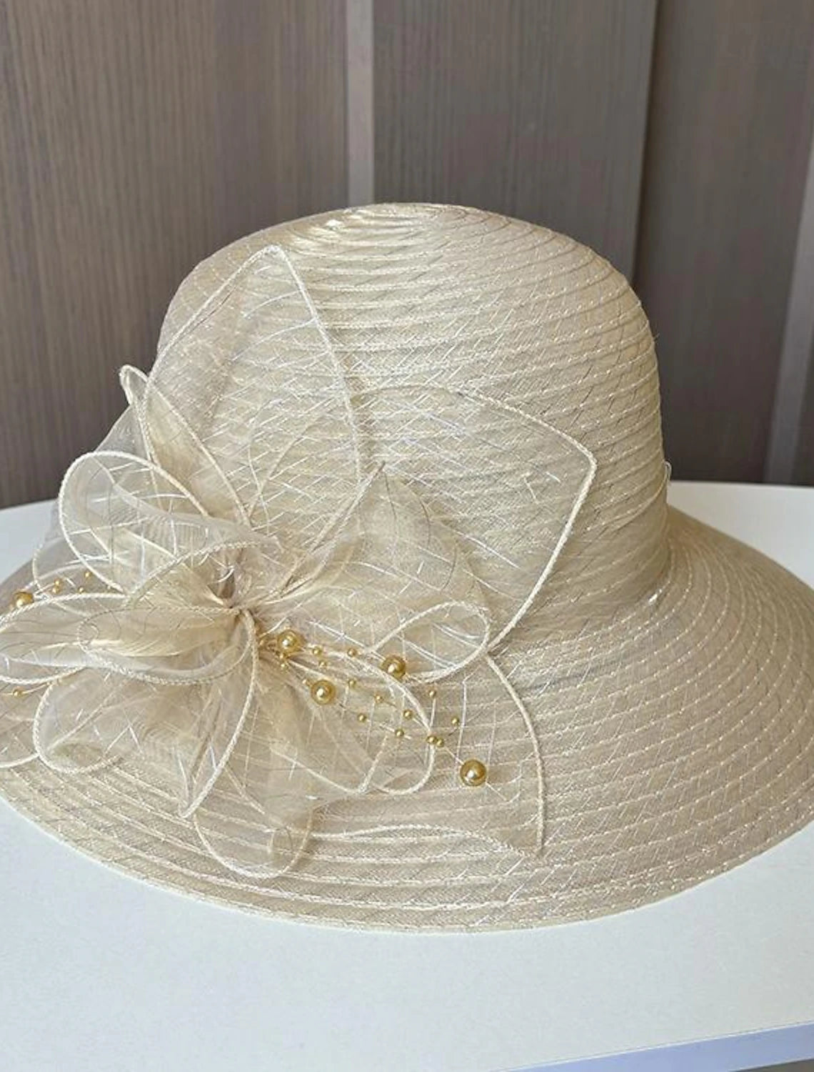 DingJiDress Fascinators Hats Headwear Polyester Tulle Bucket Hat Floppy Hat Sun Hat Holiday Beach Elegant Retro With Feather Faux Pearl Headpiece Headwear