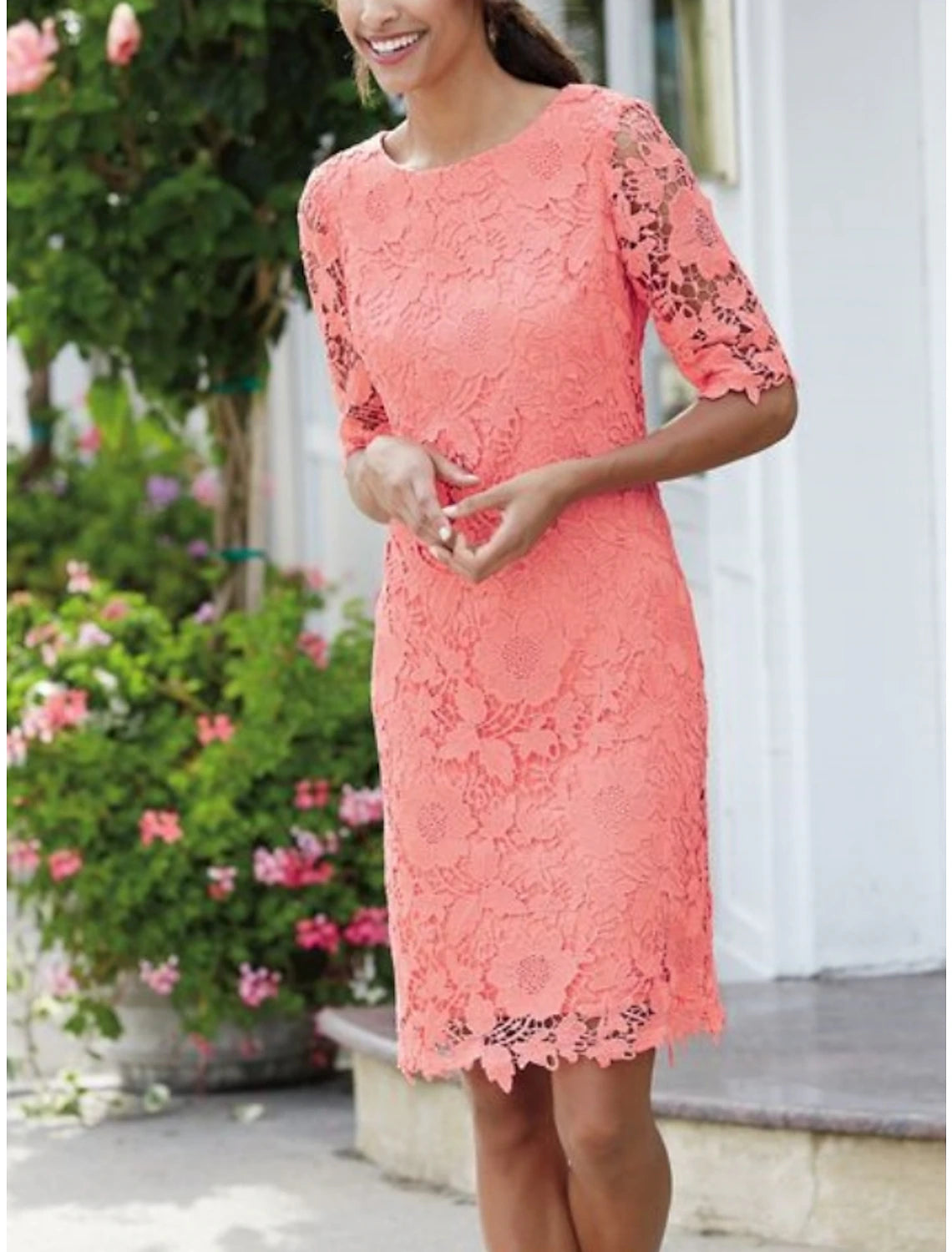 Sheath / Column Mother of the Bride Dress Wedding Guest Petite Sweet Scoop Neck Knee Length Lace Half Sleeve