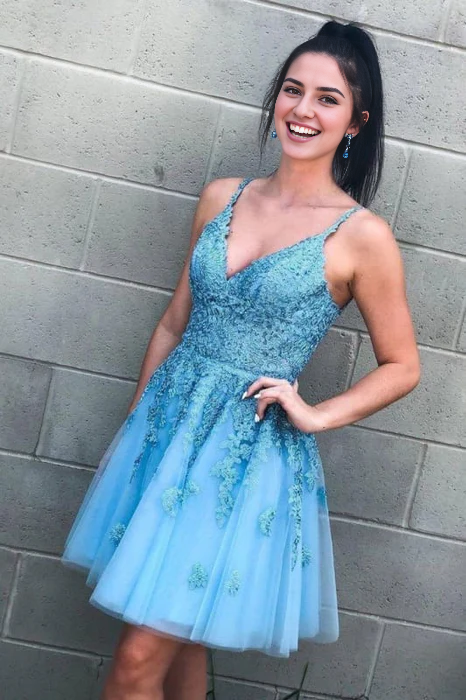 DingJiDress Short Prom Dress A Line V Neck Spaghetti Strap Backless Lace Appliques Tulle Cute Homecoming Dress