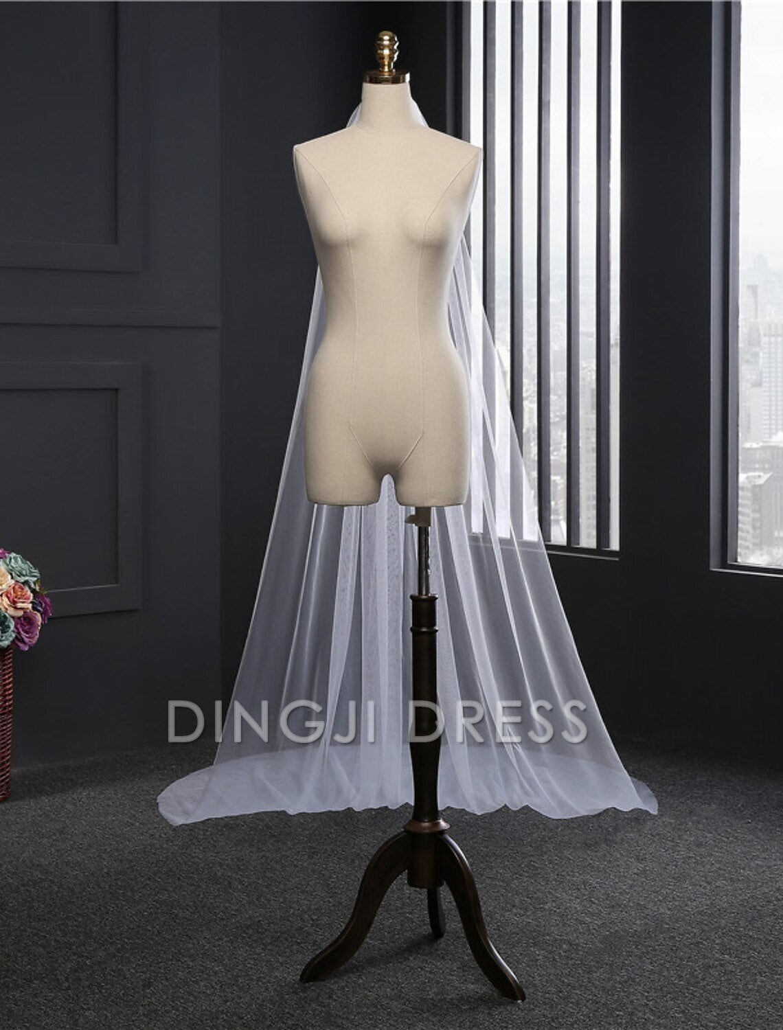 Ding Ji One-tier Cut Edge Wedding Veil Chapel Veils with Flower Comb Tulle Angel cut Waterfall Fantastic Hot Sale Veil